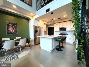619 16th St NE in Washington, DC - Building Photo - Building Photo