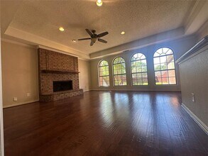 4342 Timberglen Rd in Dallas, TX - Building Photo - Building Photo