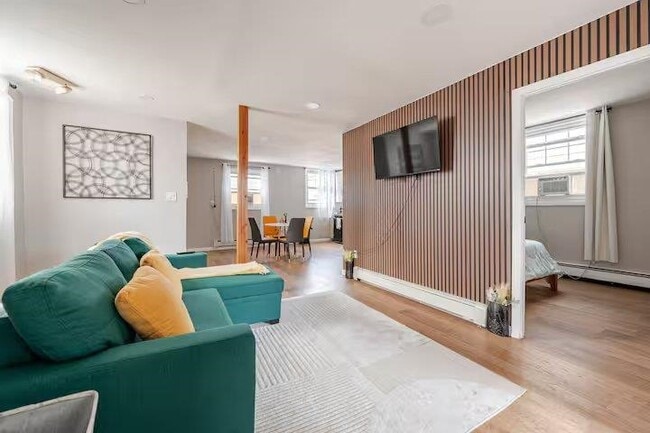 6119 Jefferson St in West New York, NJ - Building Photo - Building Photo