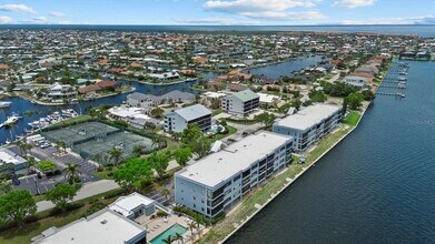 1750 Jamaica Way in Punta Gorda, FL - Building Photo - Building Photo