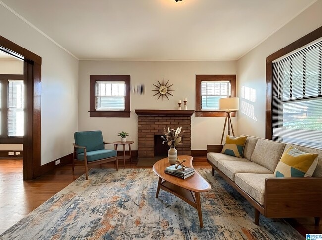 property at 525 53rd St Ens