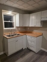501 Baughman Ave in Jeannette, PA - Building Photo