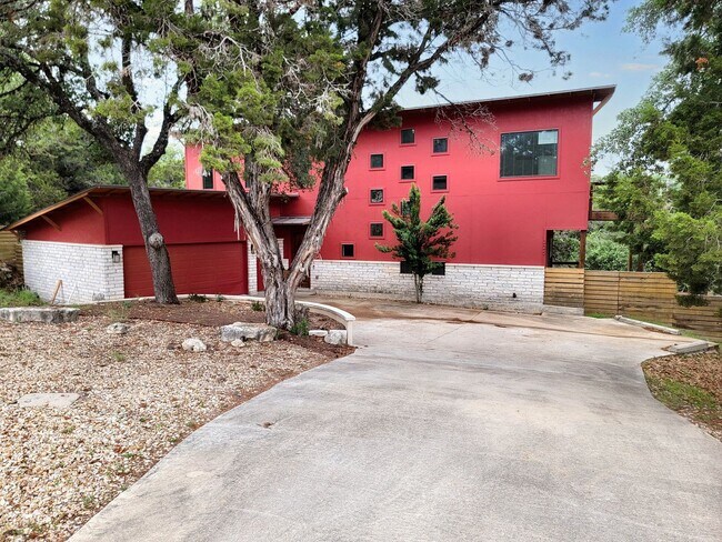 325 Southwind Rd in Lago Vista, TX - Building Photo - Building Photo