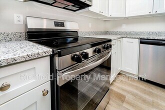 2553 Columbia Ave in Indianapolis, IN - Building Photo - Building Photo