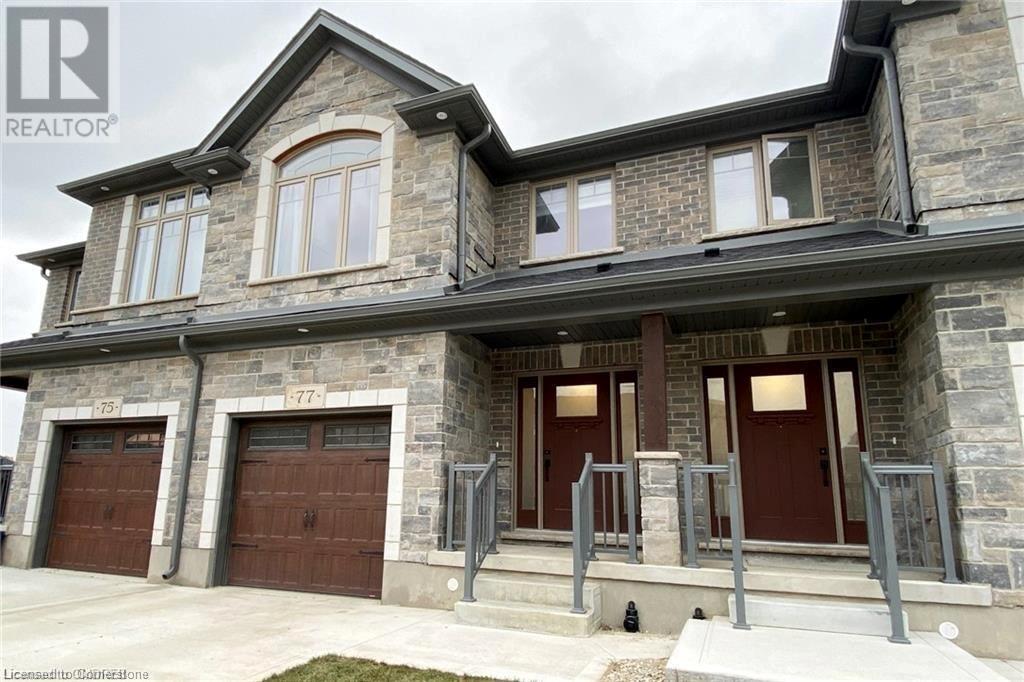 77 Hollybrook Trail in Kitchener, ON - Building Photo