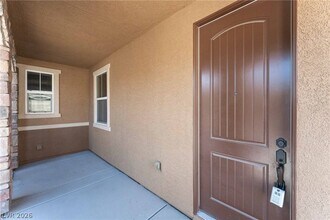 2065 Thames View St in Henderson, NV - Building Photo - Building Photo