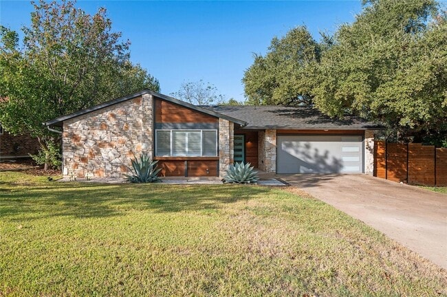 property at 1104 Durham Dr