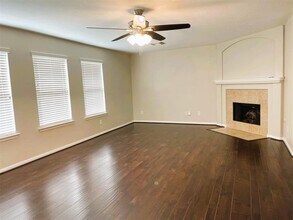 2518 Hidden Park Ln in Conroe, TX - Building Photo - Building Photo