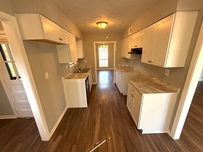 3496 Lynchburg St in Memphis, TN - Building Photo - Building Photo