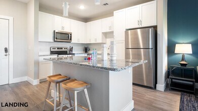 3060 Southcreek Blvd, Unit 9-206 in Orlando, FL - Building Photo - Building Photo