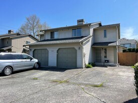 3421 M Pl SE in Auburn, WA - Building Photo