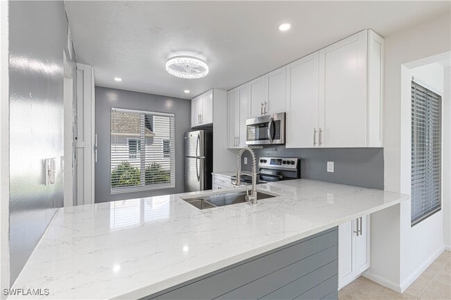 2209 San Marco Rd in Marco Island, FL - Building Photo - Building Photo