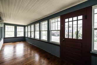 3742 Main St in Chincoteague, VA - Building Photo - Building Photo