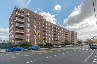 Gerritsen Apartments in Brooklyn, NY - Building Photo - Building Photo