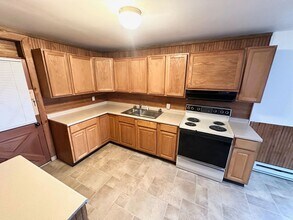 556 Locust St in Hanover, PA - Building Photo - Building Photo