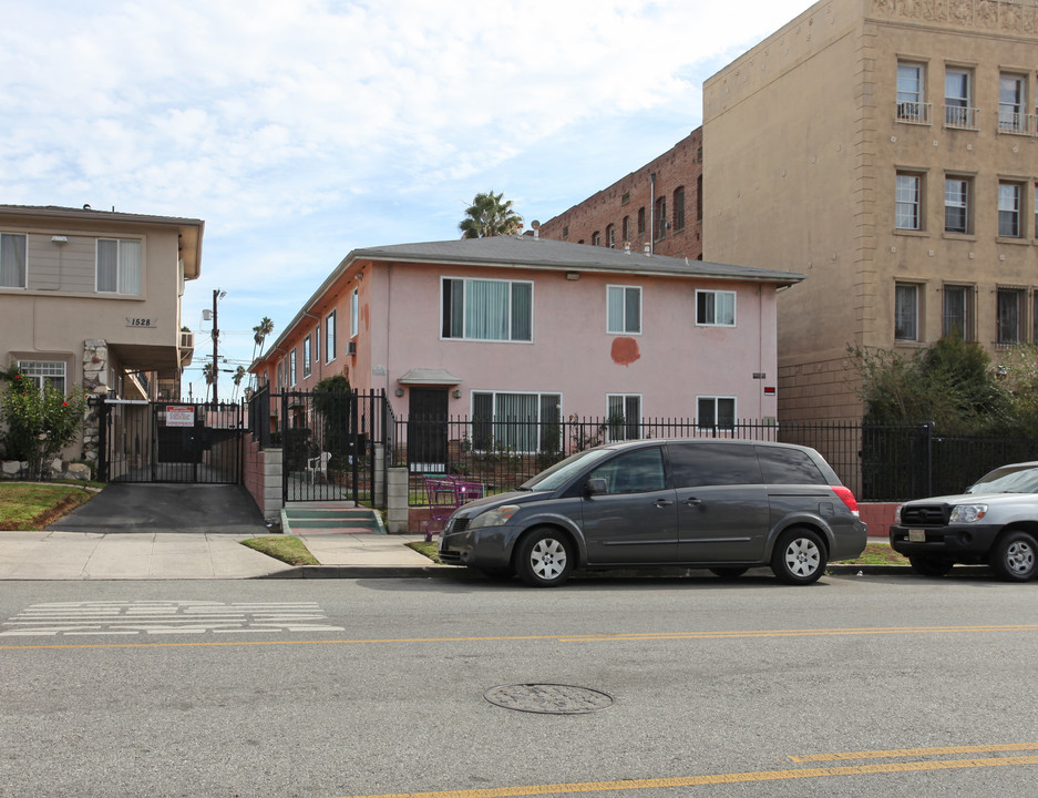 1524 N Hobart Blvd in Los Angeles, CA - Building Photo