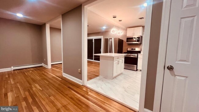 14303 Chesterfield Dr in Woodbridge, VA - Building Photo - Building Photo