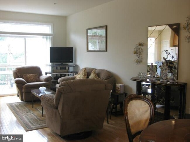 3926 Bryant Park Cir in Burtonsville, MD - Building Photo - Building Photo