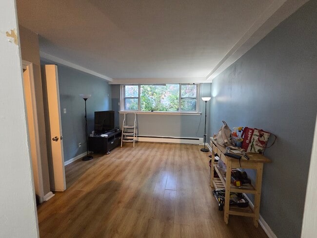 property at 14 Denbigh Cres