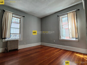 31 Chester St, Unit 31 Chester St #1 in Boston, MA - Foto de edificio - Building Photo