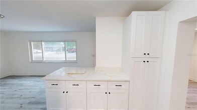 4421 Gandy Cir in Tampa, FL - Building Photo - Building Photo