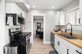 304 E Goodwin St in Prescott, AZ - Building Photo - Building Photo