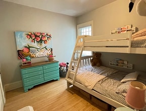 822 W 42nd St in Minneapolis, MN - Building Photo - Building Photo