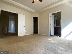 11648 Leesborough Cir in Silver Spring, MD - Building Photo - Building Photo