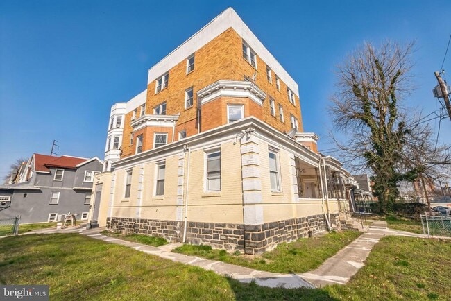 5200 N 11th St in Philadelphia, PA - Building Photo - Building Photo