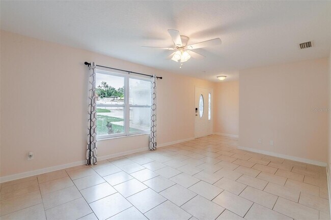 8918 134th St N in Seminole, FL - Building Photo - Building Photo