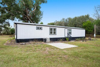 4218 Lake Hancock Rd in Lakeland, FL - Building Photo - Building Photo