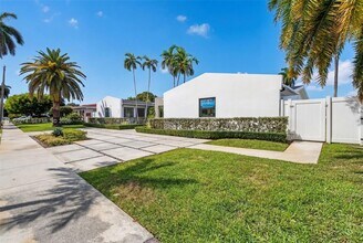1865 NE 197th Terrace in Miami, FL - Building Photo - Building Photo