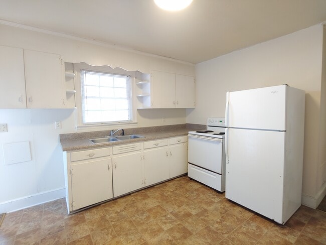 3922 E Ash St, Unit 3922 in Goldsboro, NC - Building Photo - Building Photo