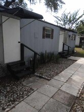 15101 N 15th St, Unit 1-146 in Lutz, FL - Foto de edificio - Building Photo