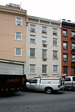 244 W 20th St in New York, NY - Foto de edificio - Building Photo