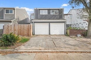 4428 Stanford Ct in Houston, TX - Building Photo