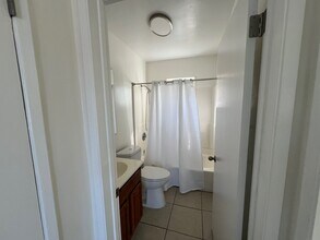 Fenway VI in Fallbrook, CA - Building Photo - Building Photo