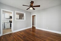 7005 McCallum St, Unit B photo'