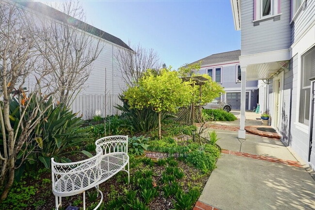 521-523 C St in San Rafael, CA - Building Photo - Building Photo