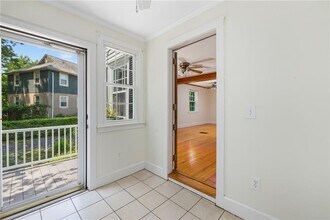 81 Old Fort Rd in Newport, RI - Building Photo - Building Photo