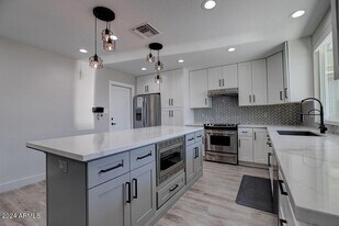 917 N 87th Pl in Scottsdale, AZ - Building Photo