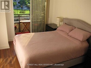 1 De Boers Dr in Toronto, ON - Building Photo - Building Photo