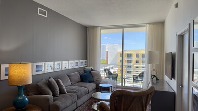 2775 NE 187th St, Unit PH29 in Miami, FL - Building Photo - Building Photo
