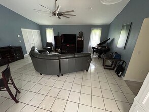 25 Fairway Rd in Rotonda West, FL - Building Photo - Building Photo