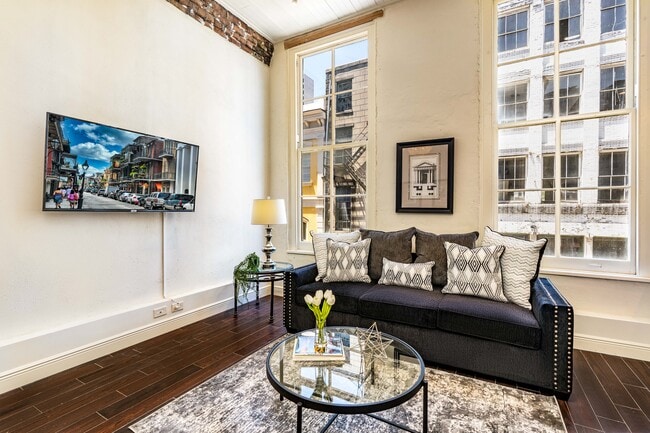 property at 210 Decatur St