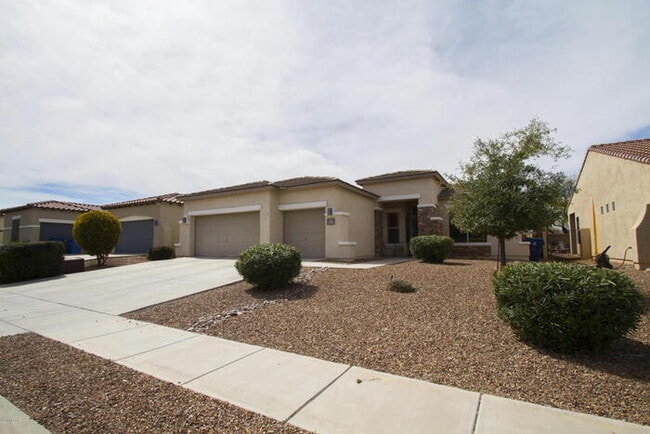 15058 S Camino Rio Puerco in Sahuarita, AZ - Building Photo - Building Photo