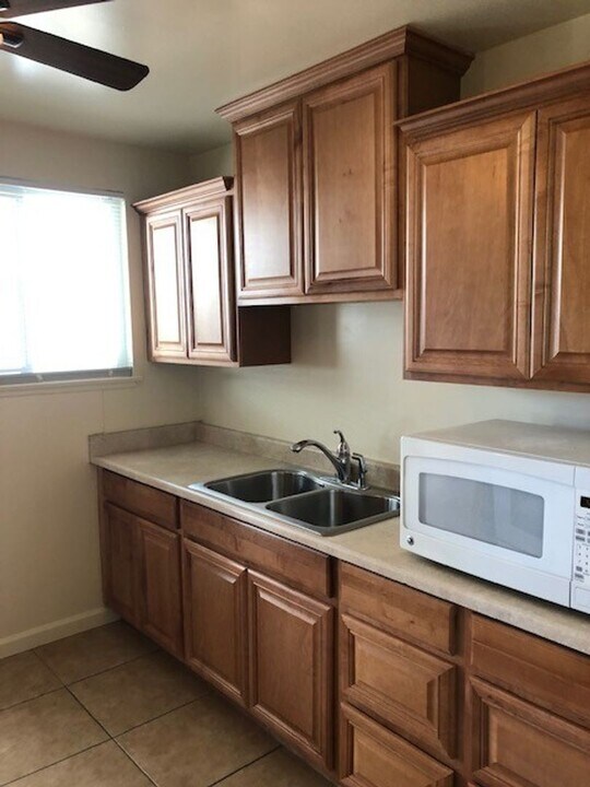 171 Virginia St in Vacaville, CA - Building Photo