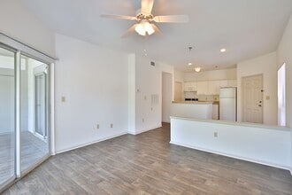 ARIUM Grove Walk in Sarasota, FL - Building Photo - Building Photo
