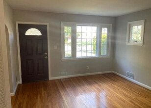 3900 Elmora Ave in Baltimore, MD - Building Photo - Building Photo