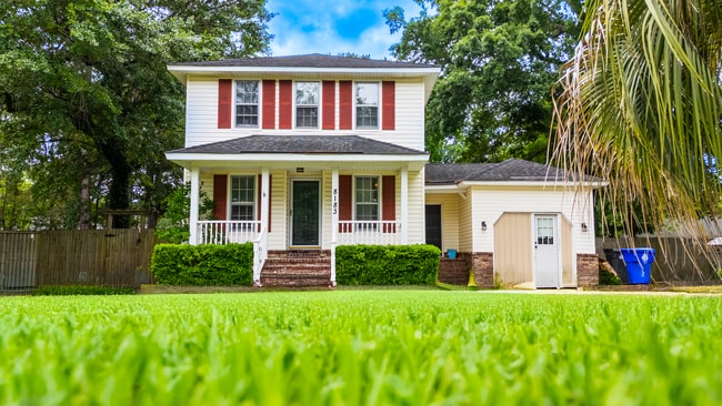 property at 8183 Courtwood Rd